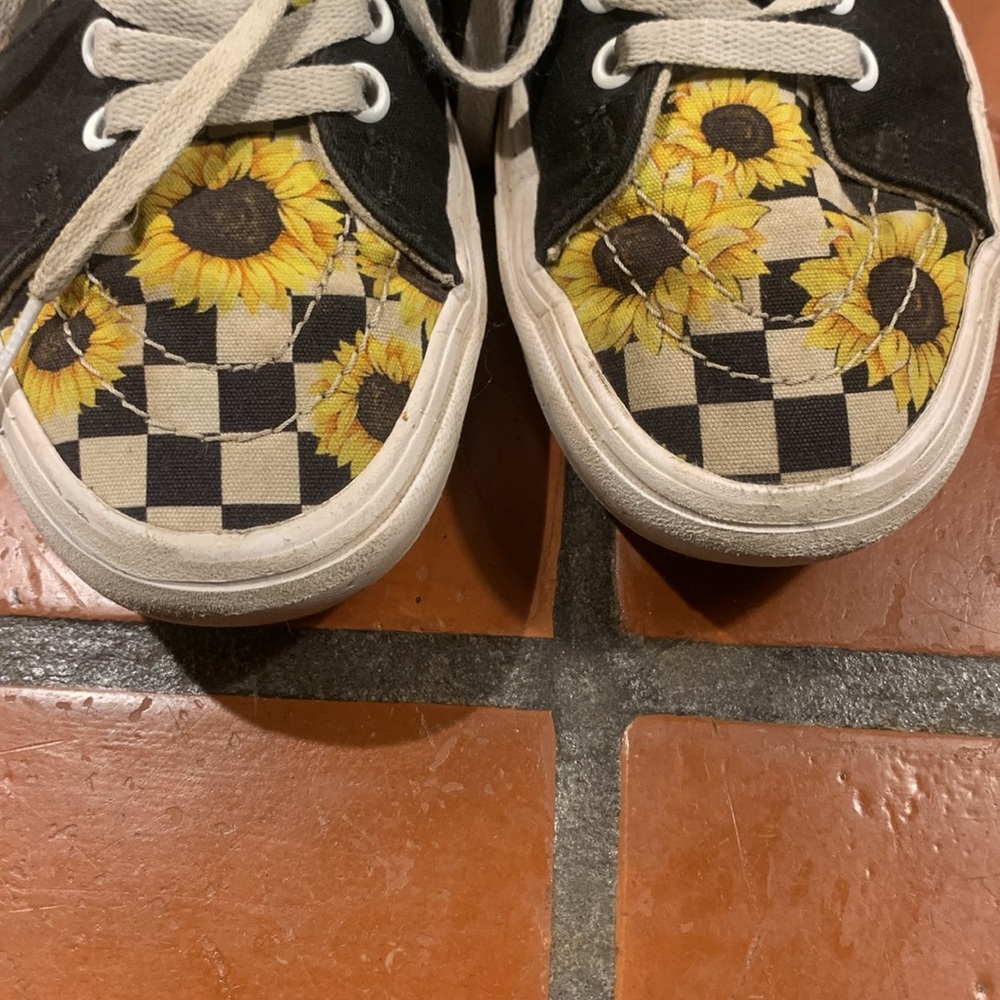 Vans High-tops (Custom Made) - Picture 5 of 9